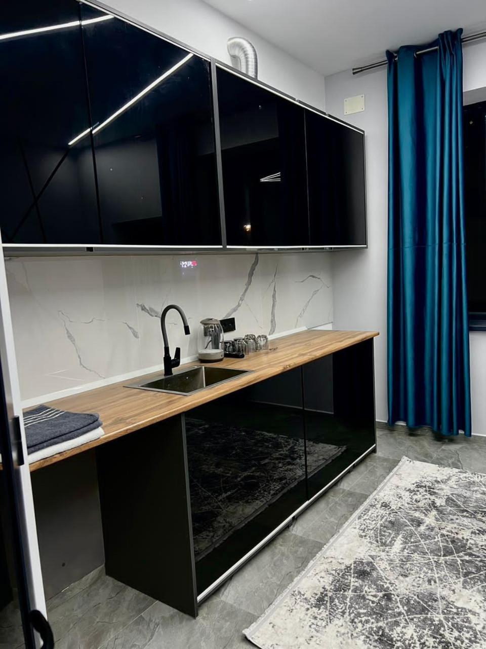Lumi Otel Bişkek Dış mekan fotoğraf
